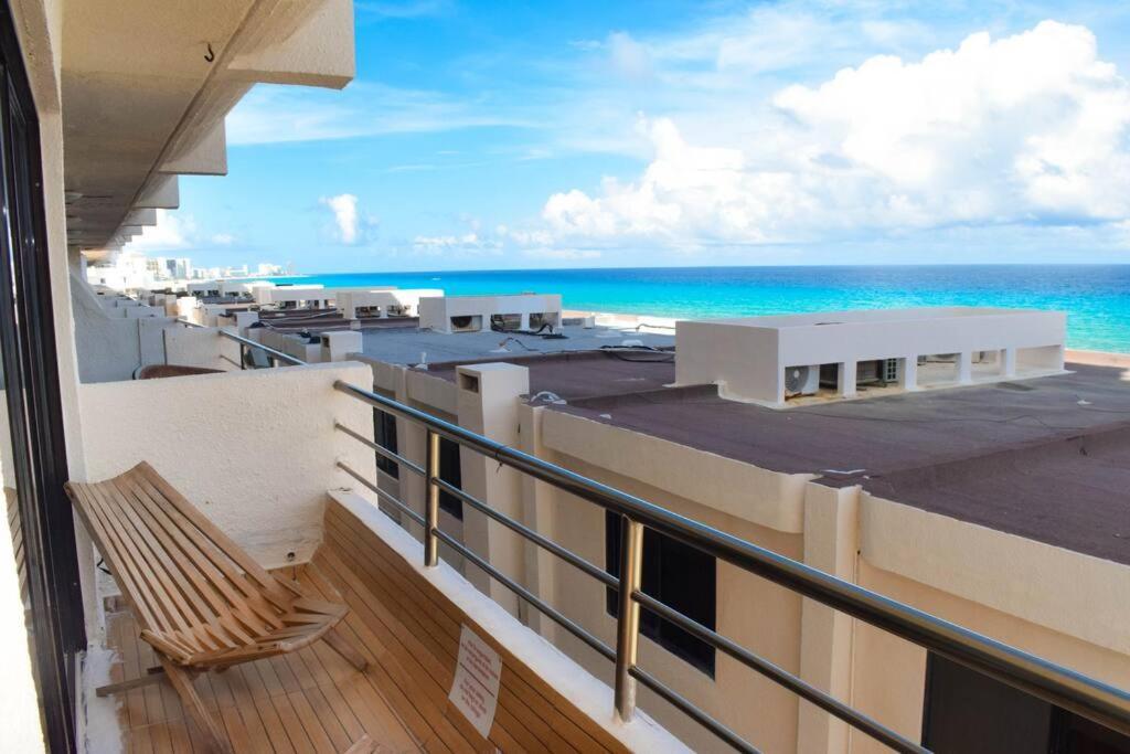 Ocean View Apartment, Best Beach Area, 3 Bedrooms カンクン エクステリア 写真